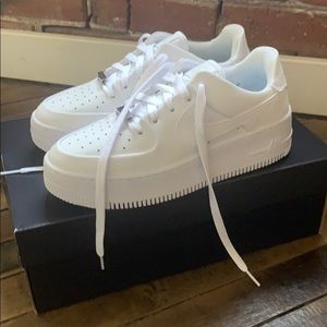 Nike Airforce 1 Sage Low women’s size 7